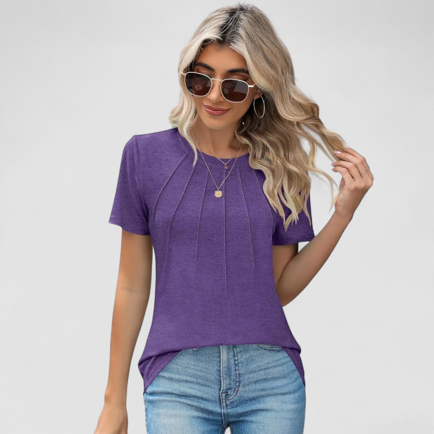 Cheron Paris™ | Noelie – Haut à manches courtes avec détails de couture