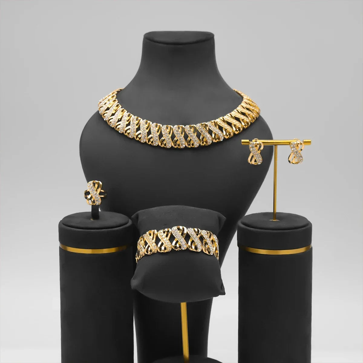 Cheron Paris |  Ensemble de bijoux en or luxueux